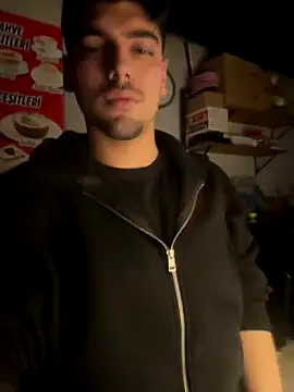 Snapshot of emir343475 chatting on November 18, 2025, 5:06 pm emir343475 online show from November 18, 2025, 5:06 pm