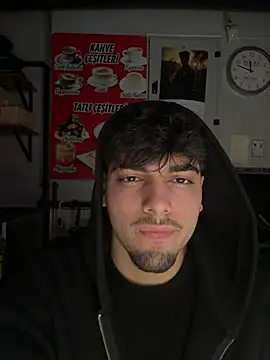 Snapshot of emir343475 chatting on February 13, 2026, 8:49 pm emir343475 online show from February 13, 2026, 8:49 pm