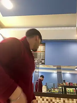 Snapshot of emir343475 chatting on February 22, 2026, 10:25 am emir343475 online show from February 22, 2026, 10:25 am