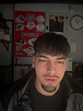 Snapshot of emir343475 chatting on March 3, 2026, 10:59 pm emir343475 online show from March 3, 2026, 10:59 pm