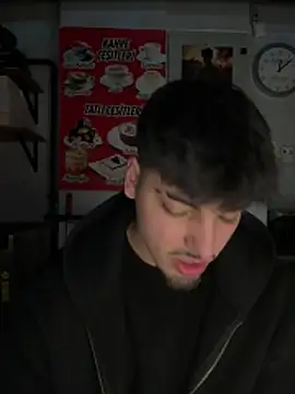 Snapshot of emir343475 chatting on March 15, 2026, 9:10 pm emir343475 online show from March 15, 2026, 9:10 pm