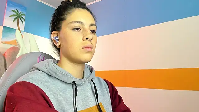 moon winy online show from October 27, 2025, 11:25 am