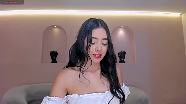 ScarlettBlaze  online show from March 22, 2026, 11:24 am