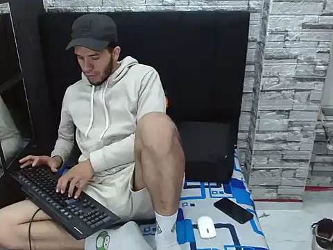 Snapshot of pether_hairy chatting on November 4, 2025, 2:32 am pether hairy online show from November 4, 2025, 2:32 am