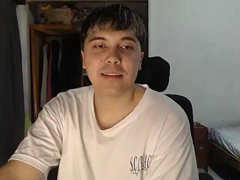 Snapshot of CuteAlexBoy chatting on February 13, 2026, 3:41 pm CuteAlexBoy online show from February 13, 2026, 3:41 pm