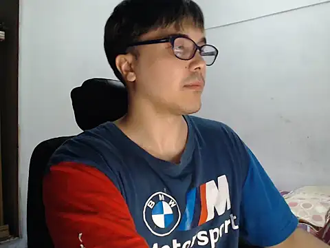 Snapshot of CuteAlexBoy chatting on March 12, 2026, 9:43 pm CuteAlexBoy online show from March 12, 2026, 9:43 pm