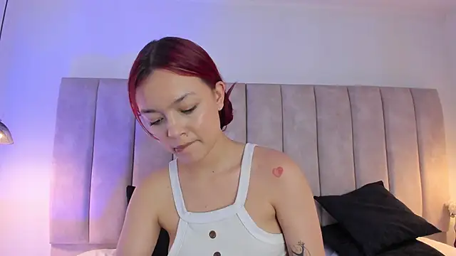 Snapshot of Martinaa_Garcia chatting on April 18, 2026, 7:07 pm Martinaa Garcia online show from April 18, 2026, 7:07 pm