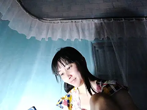 bighot69xxx online show from October 17, 2025, 9:17 pm