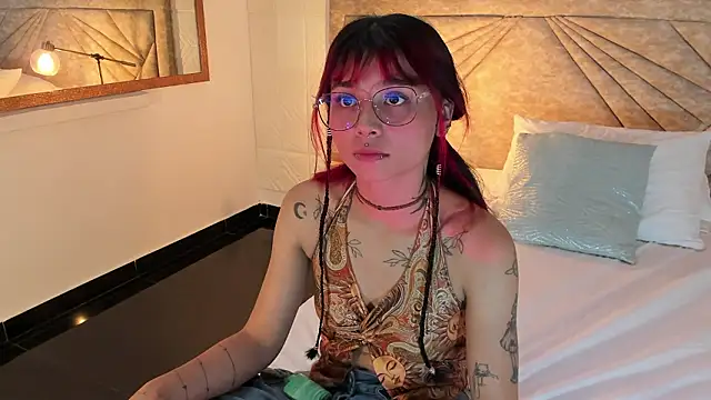 Emma duff online show from March 17, 2026, 7:50 pm