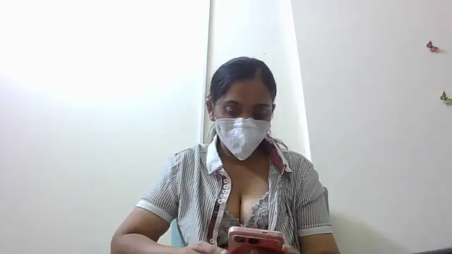 shainiasha1 online show from July 15, 2026, 5:51 pm