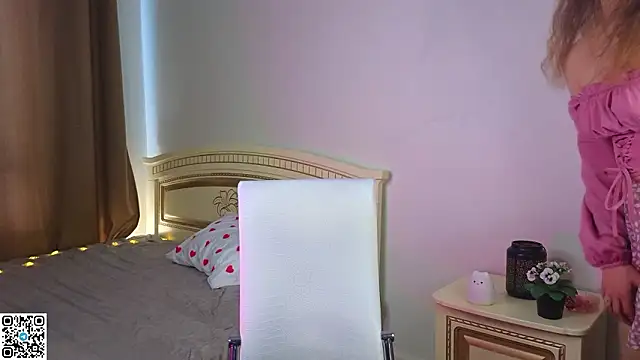 FoxFever online show from March 4, 2026, 5:13 am