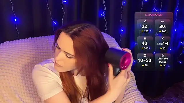 Veksal1a online show from April 12, 2026, 9:36 am