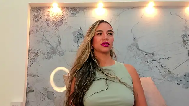 Karina chastillo online show from March 5, 2026, 11:50 am