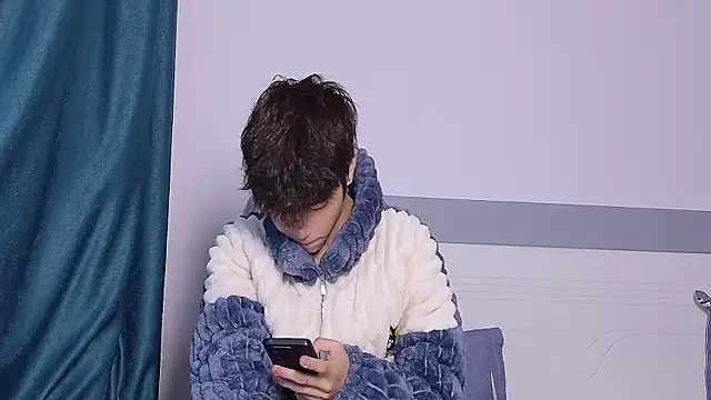 Snapshot of Stuffy-111 chatting on October 30, 2025, 4:58 am Stuffy-111 online show from October 30, 2025, 4:58 am