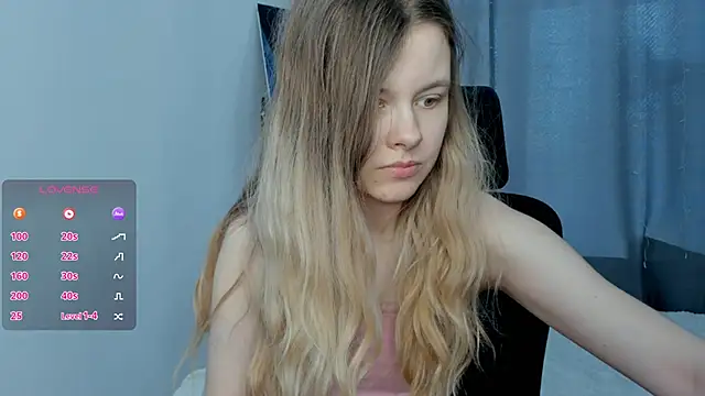 Snapshot of DreamSinder chatting on March 15, 2026, 6:41 am DreamSinder online show from March 15, 2026, 6:41 am