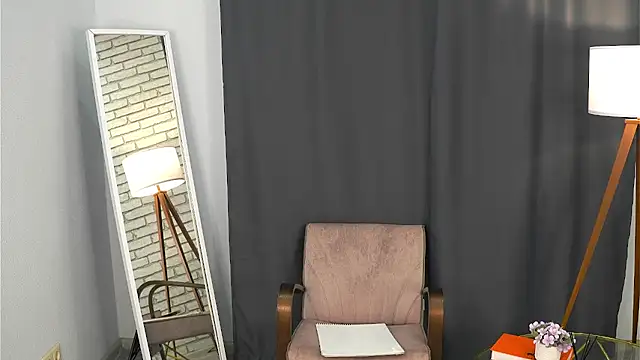 SabraDonkle online show from October 21, 2025, 10:49 am