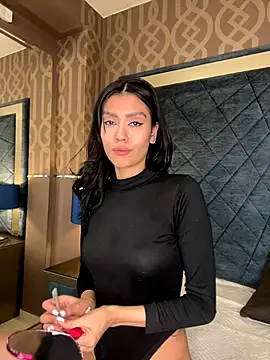 TanyaBello online show from January 7, 2026, 4:59 am