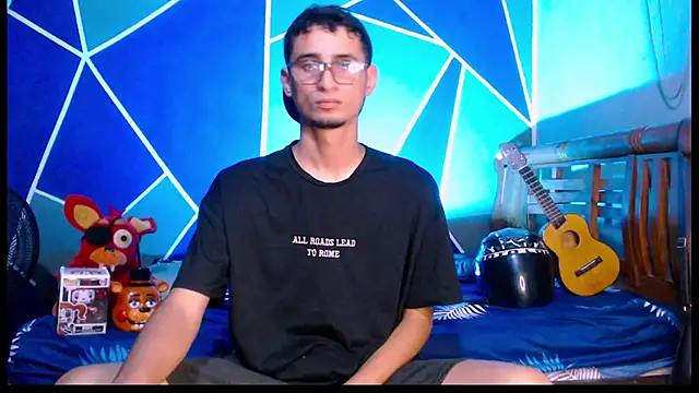 Snapshot of gsusss_feet chatting on April 8, 2026, 12:21 am gsusss feet online show from April 8, 2026, 12:21 am