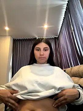 RollinGirl  online show from October 21, 2025, 3:46 pm