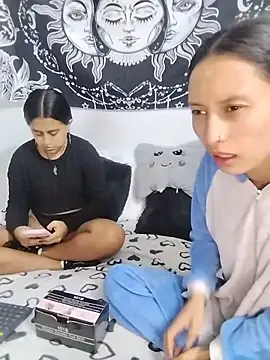 emily n abby online show from May 22, 2026, 2:12 pm