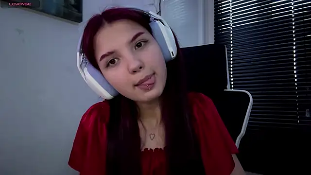 HanaMantanaDell online show from April 9, 2026, 2:55 pm