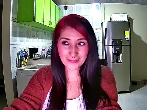 dark velvet online show from November 18, 2025, 6:07 am