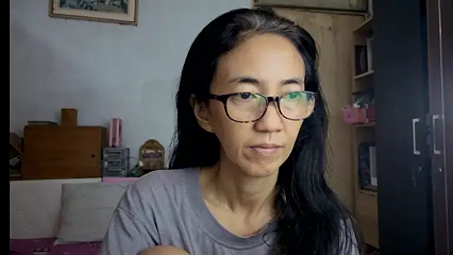 princessD077 online show from February 19, 2026, 7:04 am