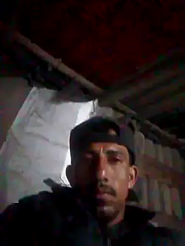 Snapshot of Orlao25cm chatting on October 18, 2025, 8:04 am Orlao25cm online show from October 18, 2025, 8:04 am