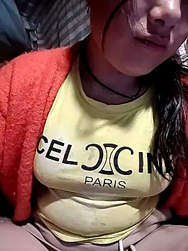 Sinhlinh2020 online show from March 8, 2026, 3:43 am