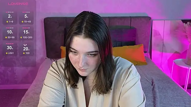 AnnieDodge online show from October 21, 2025, 1:50 am