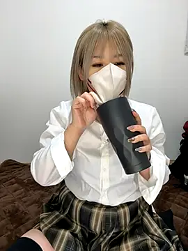 Snapshot of sakina-07 chatting on January 11, 2026, 2:11 pm sakina-07 online show from January 11, 2026, 2:11 pm