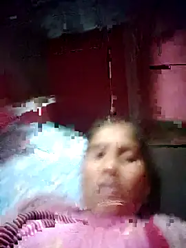 Snapshot of OliveGreen22 chatting on November 7, 2025, 12:27 pm OliveGreen22 online show from November 7, 2025, 12:27 pm