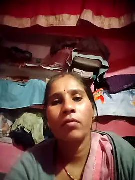 Snapshot of OliveGreen22 chatting on November 18, 2025, 12:42 pm OliveGreen22 online show from November 18, 2025, 12:42 pm