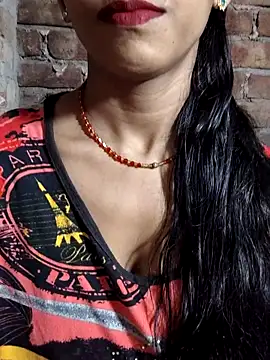 Itz Aisha   online show from October 21, 2025, 9:10 am