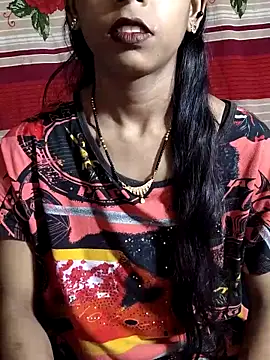 Itz Aisha   online show from November 2, 2025, 5:54 am