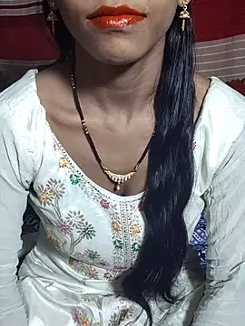 Itz Aisha   online show from November 4, 2025, 5:50 am