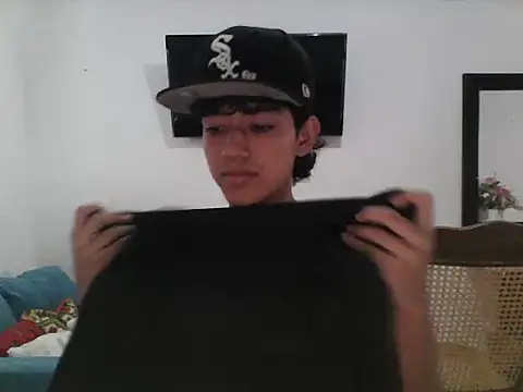 Alex king17 online show from April 30, 2026, 1:28 pm