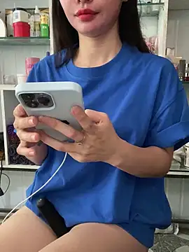 Phale2x online show from April 3, 2026, 8:01 am