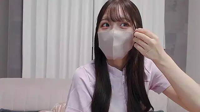 LOVE MIREI LOVE online show from November 14, 2025, 11:31 am