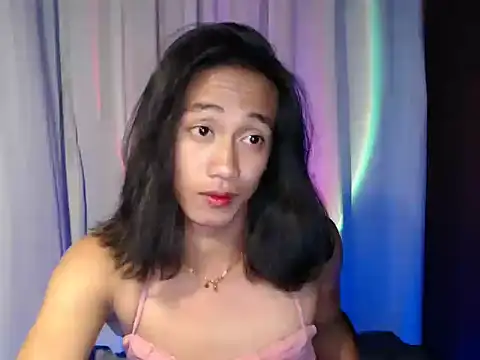 taylaxuxu online show from March 16, 2026, 1:26 pm