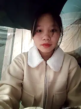 linh-miu99 online show from January 31, 2026, 9:24 pm