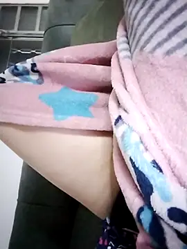 Maee filha253 online show from October 24, 2025, 12:01 pm