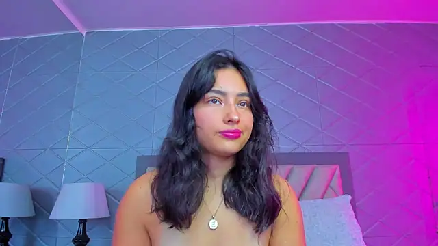 ViolettRouse online show from February 10, 2026, 4:44 pm