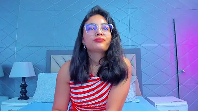 ViolettRouse online show from February 13, 2026, 5:31 pm