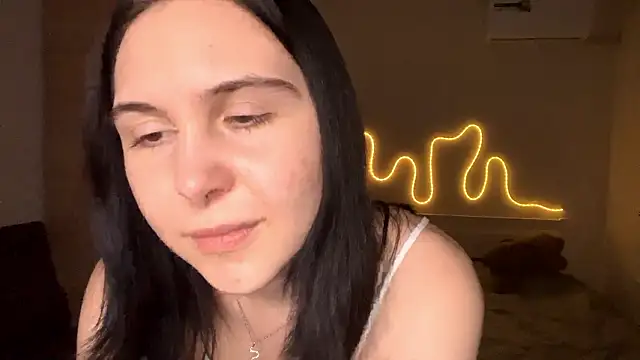 MyraLitterers online show from February 25, 2026, 4:38 pm