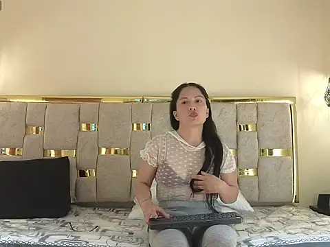 Snapshot of mara_wesley chatting on October 27, 2025, 3:43 am mara wesley online show from October 27, 2025, 3:43 am