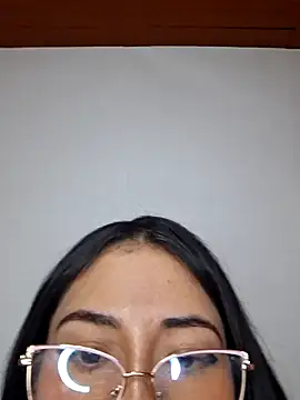 chloebrownn03 online show from November 21, 2025, 10:41 pm