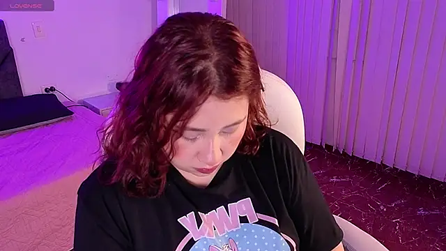 littlee red online show from May 26, 2026, 8:27 pm