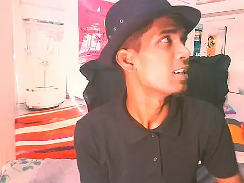 IndianThuggin online show from November 28, 2025, 5:04 pm