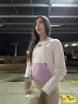 Snapshot of valeriahornier chatting on February 1, 2026, 3:49 am valeriahornier online show from February 1, 2026, 3:49 am